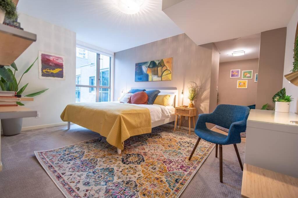Heart Of Downtown King Suite/parkng/pool/gym/sauna Apartamento