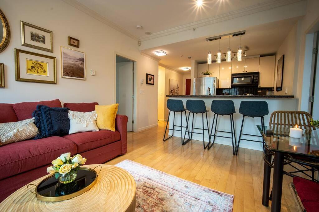 Apartamento Heart Of Downtown King Suite/parkng/pool/gym/sauna